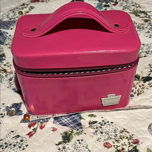 Caboodles Handbags - Caboodles Vibrant Pink Cosmetic Case 7x4”